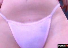 Breasty bimbo Naomi Cruise exposes her private parts